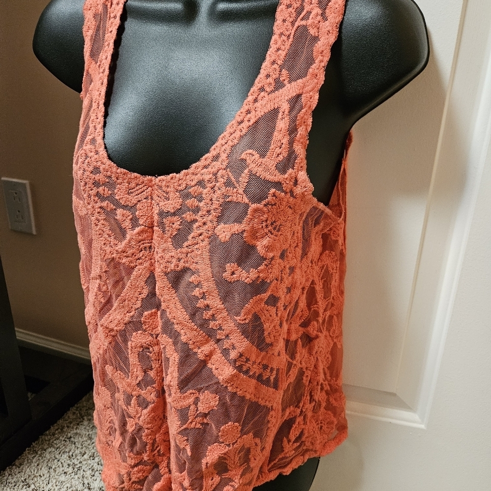 Daytrip Mesh Embroidered Through Tank Top - Picture 6 of 8